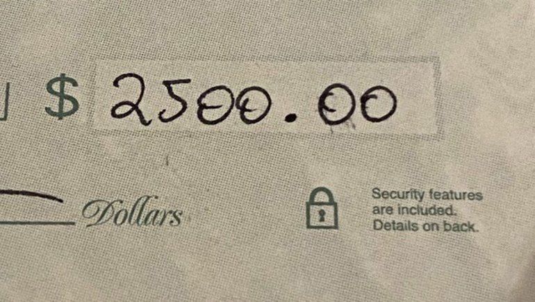 Repartió la plata de la casa vendida con sus inquilinos