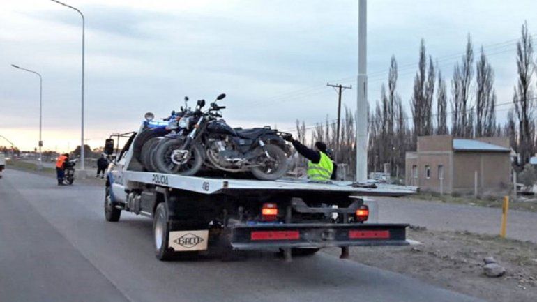 Las motos secuestradas en un camión hace unos días.