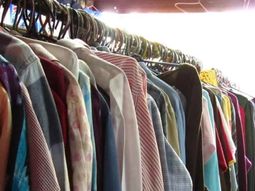 Mientras sube la demanda de ropa usada, empresas denuncian ingreso masivo de mercadería. Mientras sube la demanda de ropa usada, empresas denuncian ingreso masivo de mercadería.