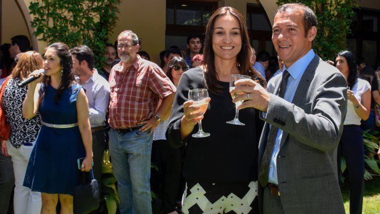 El gobernador y su pareja