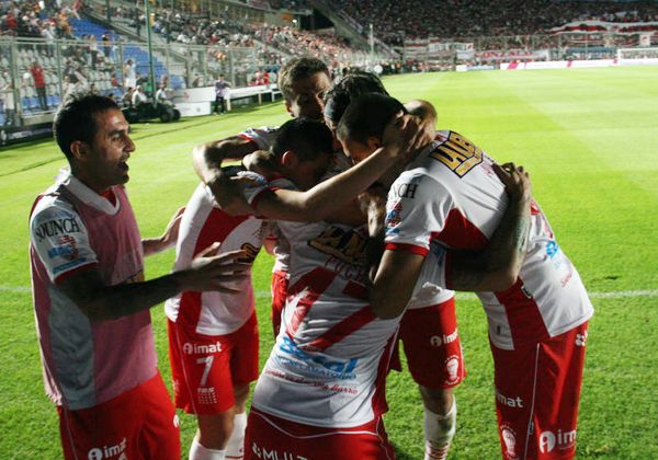Huracán derrotó a River 1 a 0 y es campeón de la Supercopa