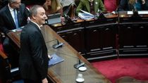 Aplausos de pie y gritos: la frase de Adorni que causó revuelo en el Congreso. Foto: Infobae. Aplausos de pie y gritos: la frase de Adorni que causó revuelo en el Congreso. Foto: Infobae.