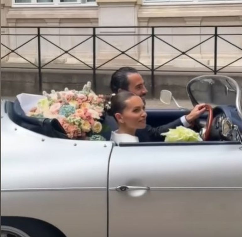 Blondeau publicó un video grabado a bordo de un Porsche 356 Speedster clásico por París. Blondeau publicó un video grabado a bordo de un Porsche 356 Speedster clásico por París.