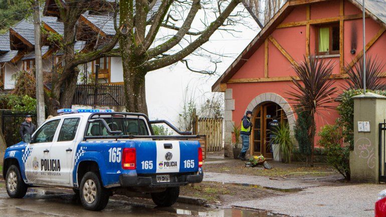 La Policía trabajó durante varias horas en la casa de Rivadavia al 900