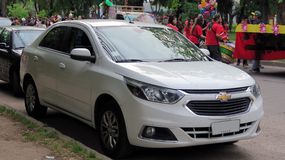 El auto robado al policía es un Chevrolet Cobalt color blanco. (Imagen ilustrativa) | LM Neuquen El auto robado al policía es un Chevrolet Cobalt color blanco. (Imagen ilustrativa)
