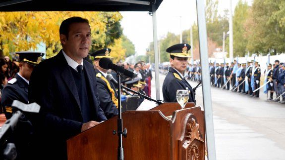 equiparon a la policia neuquina con una inversion de $100 millones 