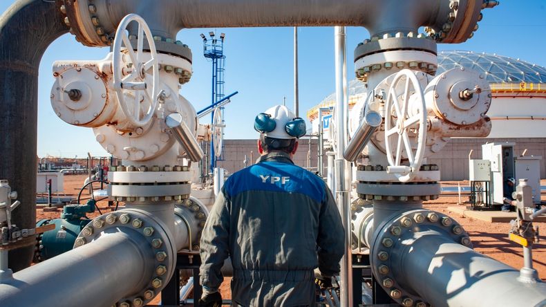 YPF sigue aumentando su producción de petróleo en Vaca Muerta.