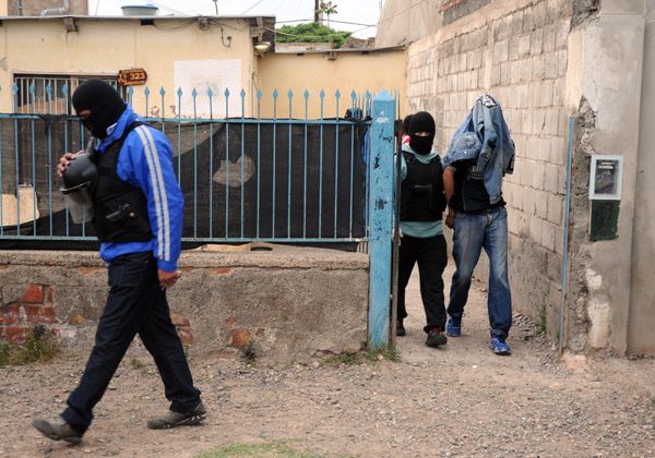Salió de la comisaría con permiso y volvió a robar