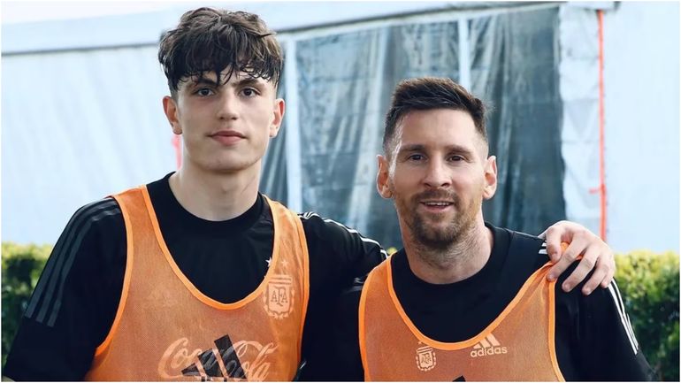 Alejandro Garnacho y Messi Alejandro Garnacho y Messi