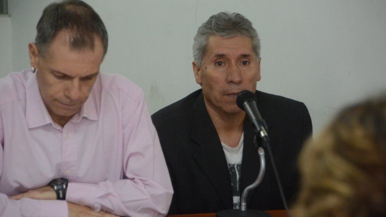 La fiscalía indicó que Ramón Romero (derecha) limpió la escena del crimen con lavandina.&nbsp;