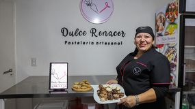 Claudia encontró un refugio en la pastelería.