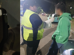 operativos de alcoholemia en centenario: detectan un increible caso de alta graduacion operativos de alcoholemia en centenario: detectan un increible caso de alta graduacion