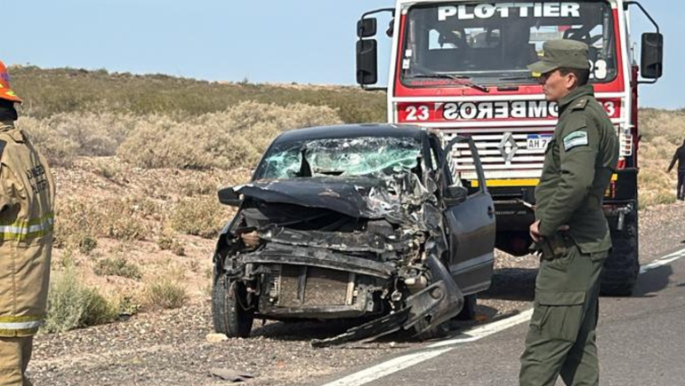 Un auto impactó contra un camión en Autovía Norte y el conductor fue hospitalizado