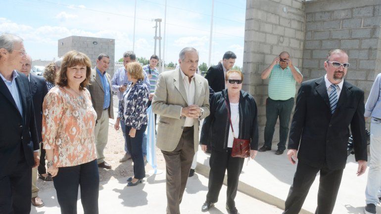 El gobernador participó ayer de la inauguración de una planta de la firma Temple SRL