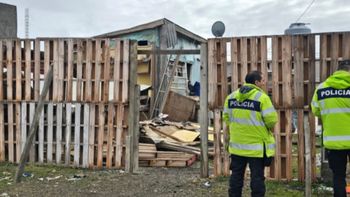 Otra muerte por gas: su hermana lo encontró desmayado, salió a pedir ayuda y la casa explotó a sus espaldas. Otra muerte por gas: su hermana lo encontró desmayado, salió a pedir ayuda y la casa explotó a sus espaldas.