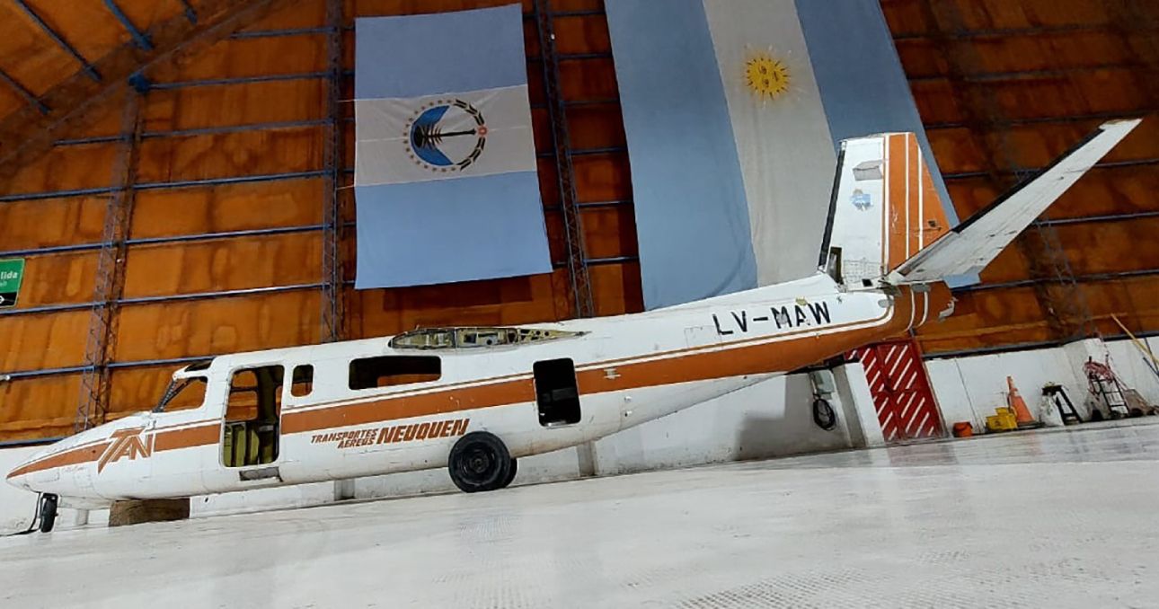 Trabajan contra reloj para restaurar el avión de TAN