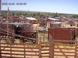 Siguen llegando gente a Balsa Las Perlas en busca de un lugar para vivir. Siguen llegando gente a Balsa Las Perlas en busca de un lugar para vivir.