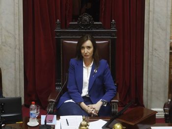 Victoria Villarruel evitó confrotar con el Gobierno y tras no ser invitada a la tradicional ceremonia patriaa se manifestó en sus redes sociales.