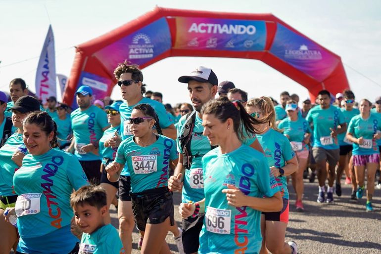 Activando convocó a 2 mil personas en Plaza Huincul