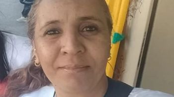 Mabel Schultz trabajaba en el hospital Pedro Tardivo y en otro centro de salud de Caleta Olivia: viajaba a visitar familiares de La Plata. Mabel Schultz trabajaba en el hospital Pedro Tardivo y en otro centro de salud de Caleta Olivia: viajaba a visitar familiares de La Plata.