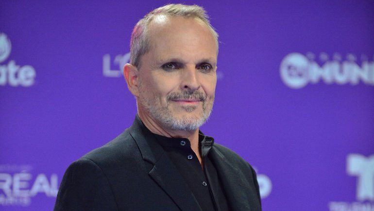Bosé calificó al virus como la gran mentira de los gobiernos