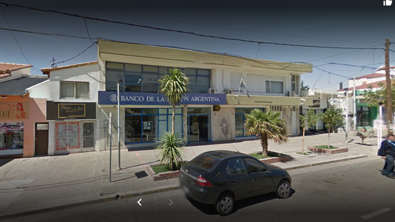 Investigan a un policía de Cutral Co por estafar a un vecino dentro de un banco