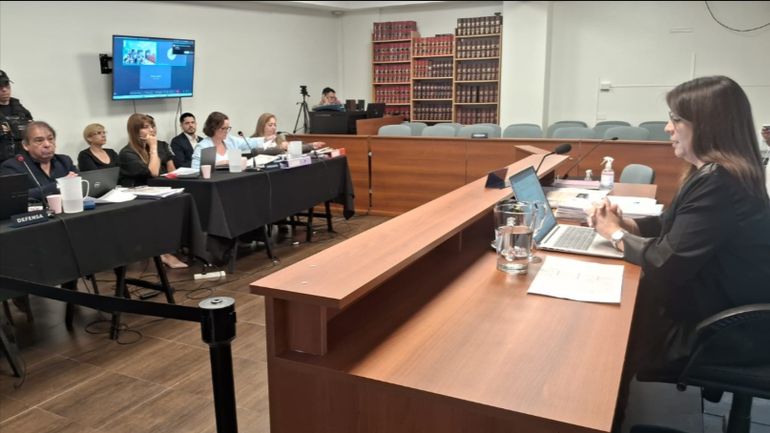 El juicio por jurados por el crimen de Myrna Maidana se inició este miércoles 10 de diciembre en Chubut. El juicio por jurados por el crimen de Myrna Maidana se inició este miércoles 10 de diciembre en Chubut. 