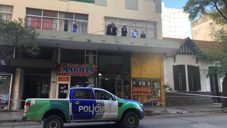 Mar del Plata: murió al caer del séptimo piso e investigan a su pareja