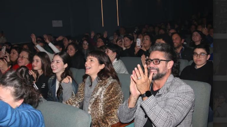 Luciano Castro, Griselda Siciliani y sus hijas de parejas anteriores Luciano Castro, Griselda Siciliani y sus hijas de parejas anteriores