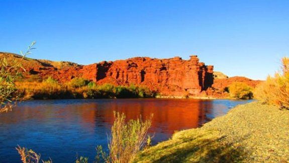 Un pescador denunció el uso de bombas de estruendo en un embalse de Neuquén