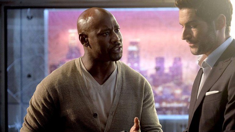 Acá se ve a Lucifer junto a su hermano Amenadiel