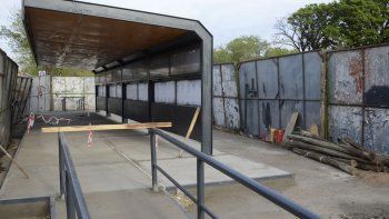 El primer centro de transferencia se edifica en la calle Sarmiento. Contará con numerosos servicios y utilizará energía renovable. El primer centro de transferencia se edifica en la calle Sarmiento. Contará con numerosos servicios y utilizará energía renovable.