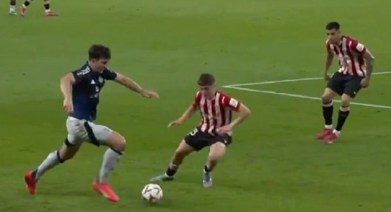 La jugada viral de Harry Maguire que disparó un sinfín de memes en las redes