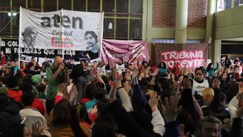 se recalienta la interna docente: aten provincia no participo de la asamblea de capital se recalienta la interna docente: aten provincia no participo de la asamblea de capital