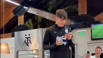 los juveniles de la seleccion fueron bautizados y se hicieron virales los juveniles de la seleccion fueron bautizados y se hicieron virales