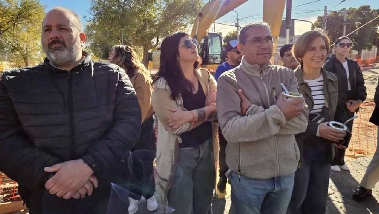 Asaad, intendente de Vista Alegre, y referentes del peronismo como Lorena Barabini (derecha de la foto), quien además es secretaria de Mujeres y Diversidad de la Provincia de Neuquén.