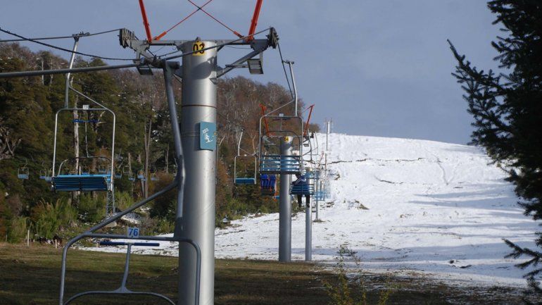Se dieron nevadas tempranas en abril en el cerro Chapelco (San Martín) y en el Bayo (La Angostura)