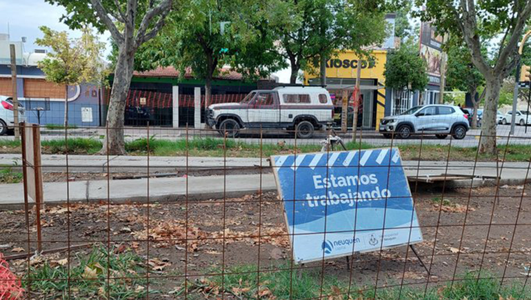 ¿La ciclovía de Cipolletti la está construyendo la Muni de Neuquén?