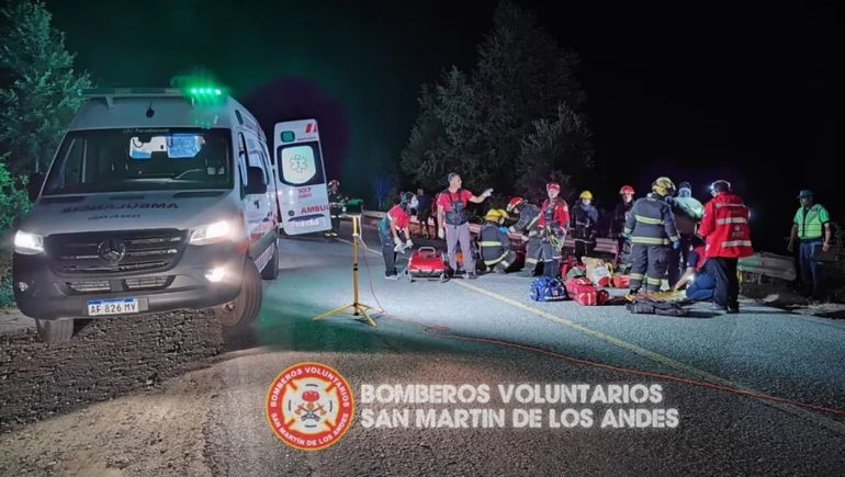 Ruta 40: esquivó un pozo con su moto, perdió el control y está grave