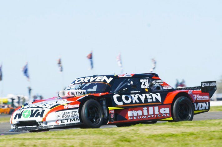 Manu Urcera llegará a San Juan Villicum 6 puntos por encima del escolta, Mariano Werner.