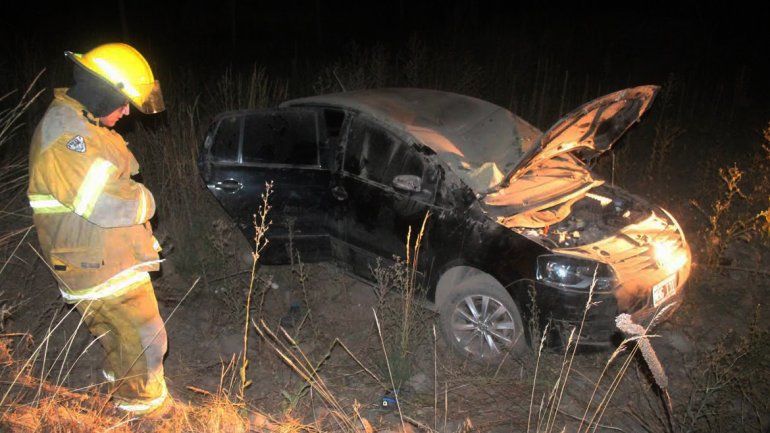 Tremendo vuelco sobre la Ruta 40: se salvaron de milagro