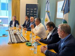 figueroa volvio a reunir a la mesa de competitividad de vaca muerta y fijo un plazo para definir obras clave figueroa volvio a reunir a la mesa de competitividad de vaca muerta y fijo un plazo para definir obras clave