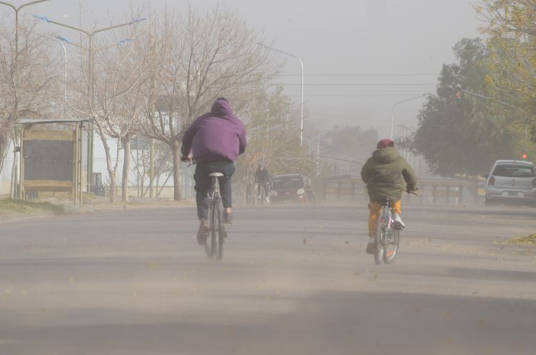 Hasta cuándo sigue el viento en Neuquén y dónde fue la ráfaga más fuerte, de 116 km/h