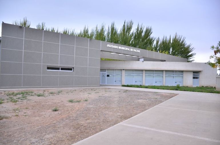 En San Patricio del Chañar se implementarán los jurados populares para las contravenciones. Es un mecanismo de participación ciudadana. En San Patricio del Chañar se implementarán los jurados populares para las contravenciones. Es un mecanismo de participación ciudadana.