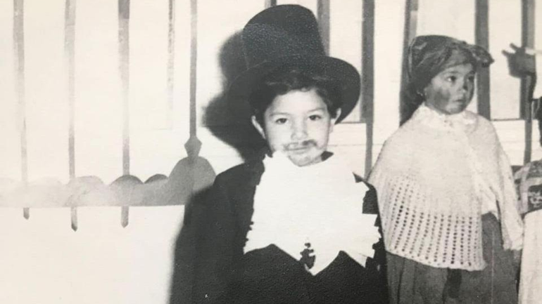 La particular foto que compartió el gobernador Rolando Figueroa en el saludo del 25 de mayo