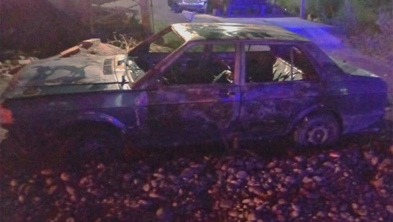 Queman un auto en la Toma El Malón: investigan si fue un ajuste de cuentas