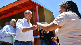 El gobernador Rolando Figueroa presentó el plan Neuquén Habita en diciembre último | LM Neuquen El gobernador Rolando Figueroa presentó el plan Neuquén Habita en diciembre último