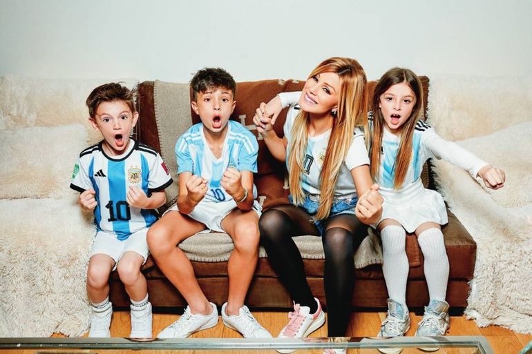 Panam y sus hijos Luca, Bautista y Sofía ya están listos para alentar a la selección durante el mundial de Qatar.