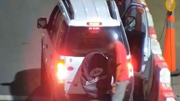 El peaje Parque Avellaneda, escenario de la maniobra que terminó con una multa superior al millón de pesos. El peaje Parque Avellaneda, escenario de la maniobra que terminó con una multa superior al millón de pesos.