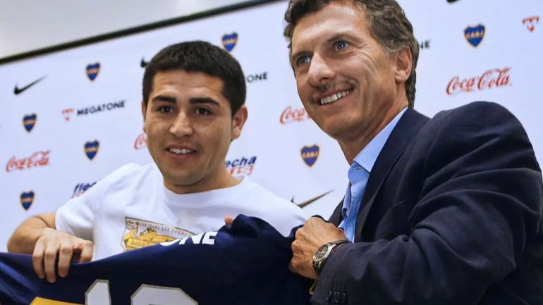 Macri y Juan Román Riquelme Macri y Juan Román Riquelme